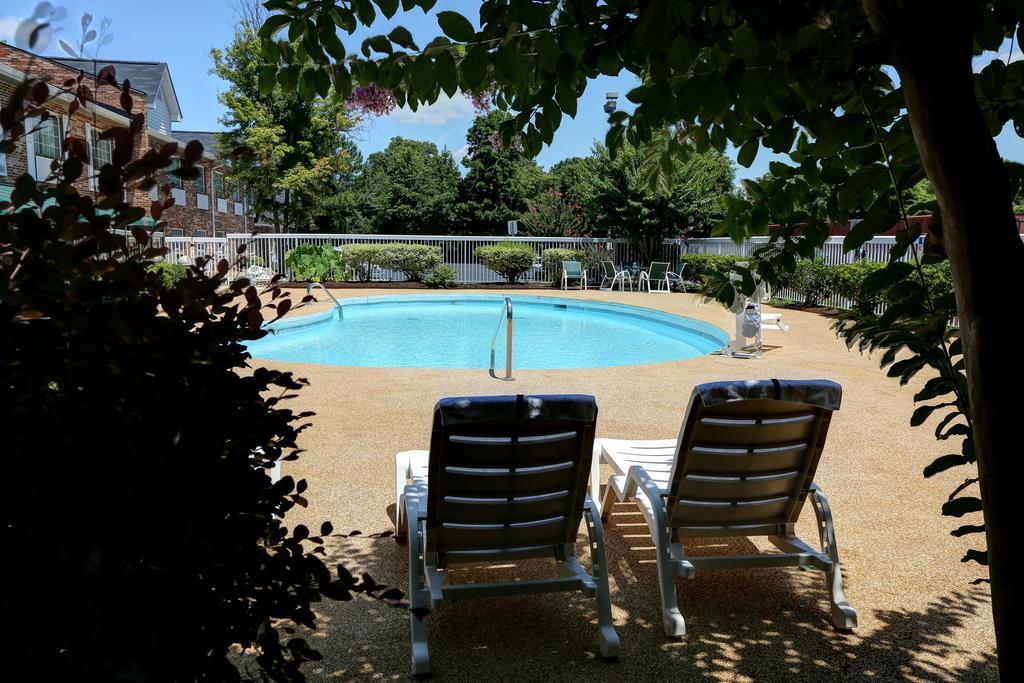 Country Inn & Suites By Radisson, Charlotte I-85 Airport, Nc Eksteriør billede
