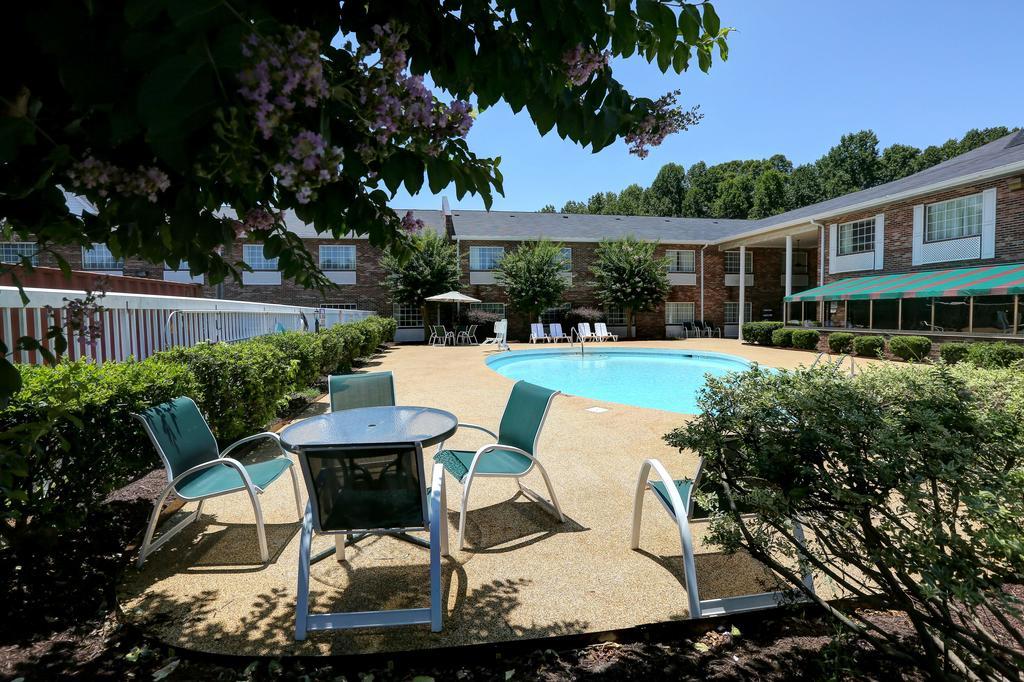 Country Inn & Suites By Radisson, Charlotte I-85 Airport, Nc Eksteriør billede
